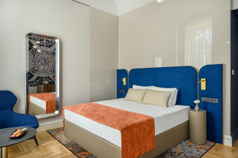 Signature Design Room – Brand new Design image 3