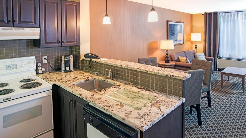 Holiday Inn Express & Suites Tremblant By IHG - image 38