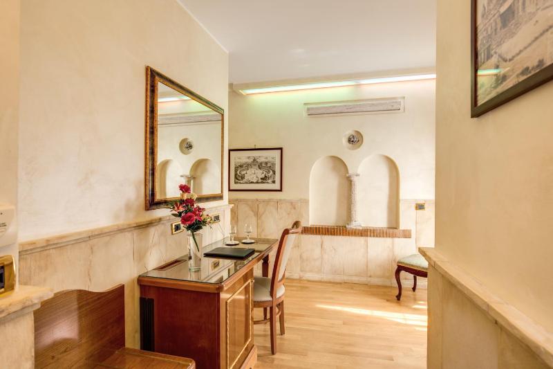 Single Room image 1