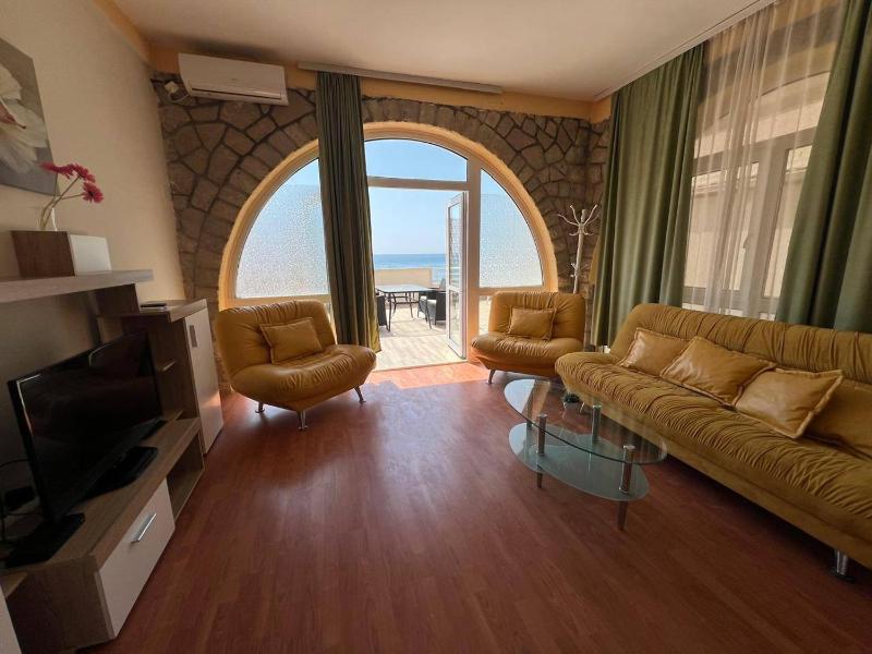 Two-Bedroom Apartment image 4