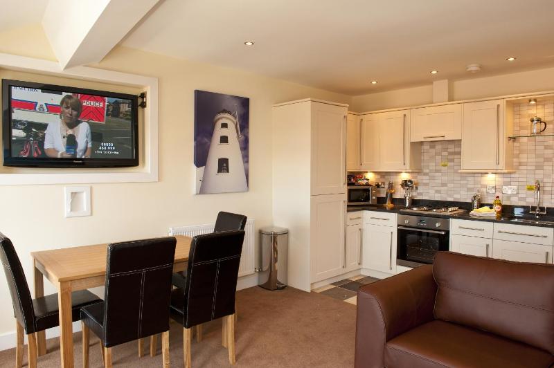 Harbourside Apartments with Private Parking - image 31