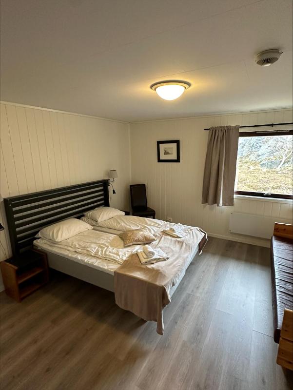Double Room image 1