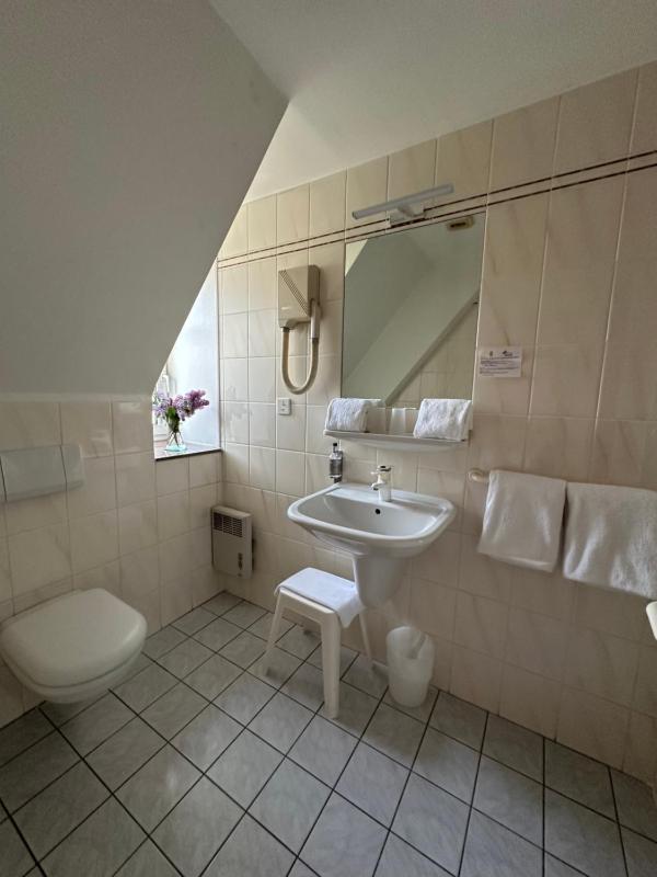 Standard Double Room image 1