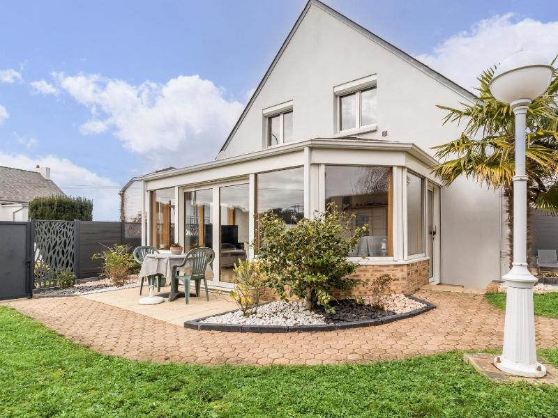 Holiday Home (7 Adults) image 1