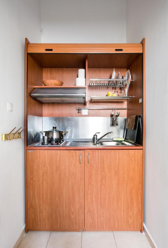 Apartment with Terrace image 4