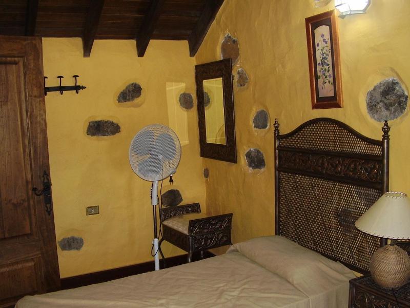 Two-Bedroom House image 3