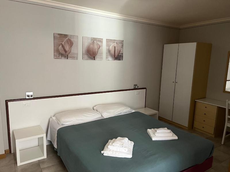 Hotel Lydia - image 23