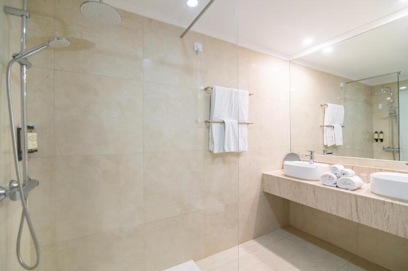 Superior Apartment image 3