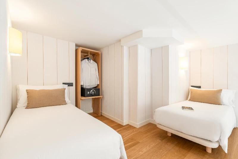 Suite image 4