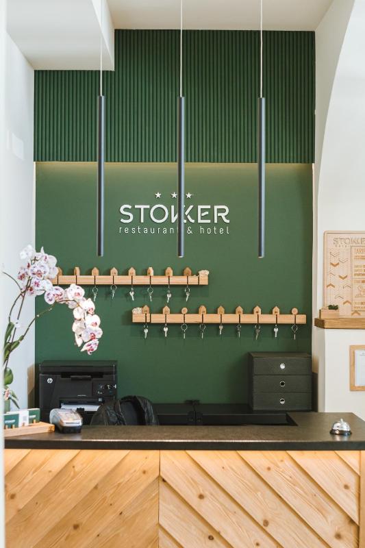 Stokker Hotel - image 1