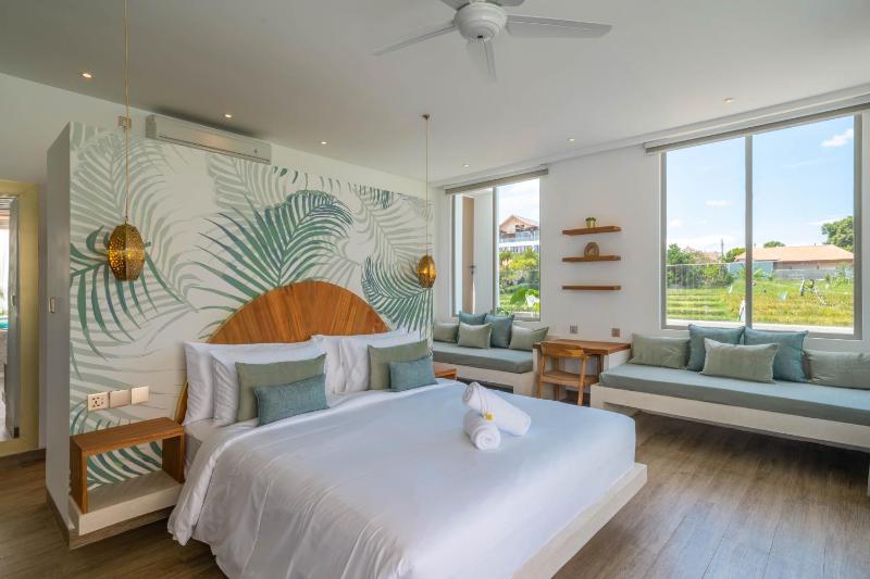 Vida and Vola - Majestic Coastal Retreat in Canggu - image 43