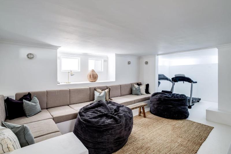 Sedgemoor Villa - image 11