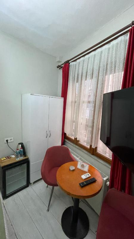 Budget Double Room image 2