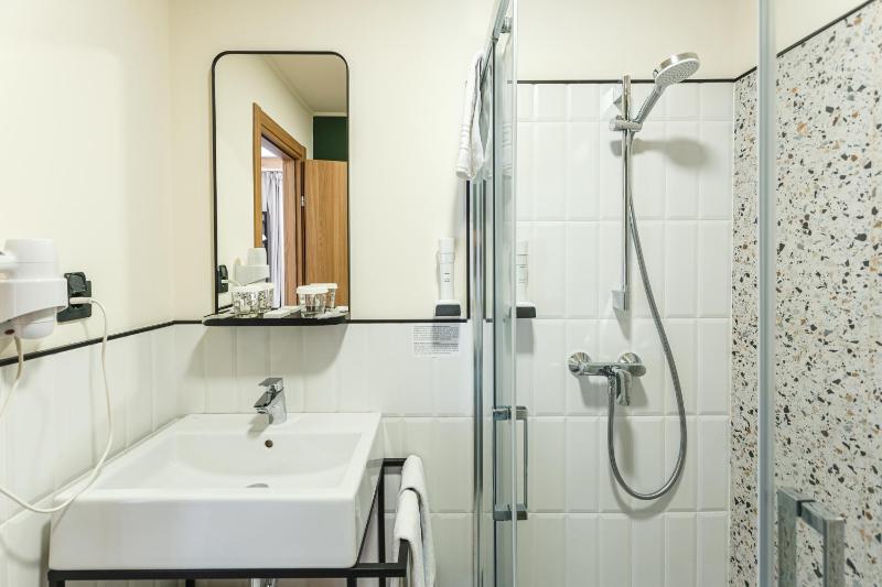 Suite with Balcony image 3