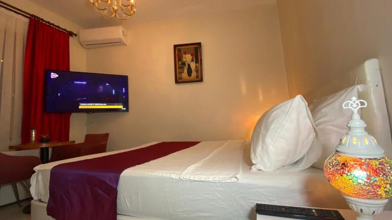 Budget Double Room image 1