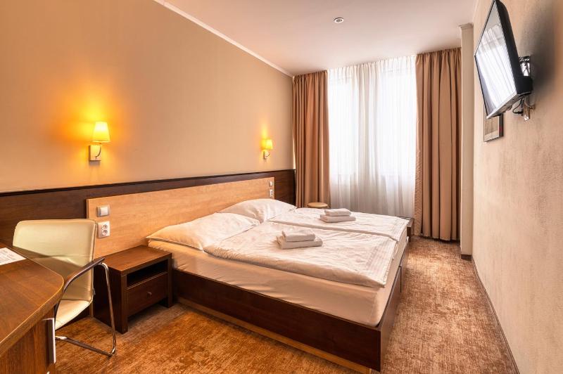 Superior Double Room image 1