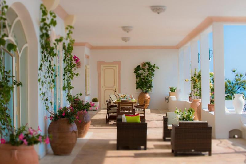 Villa Santa Chiara Positano Suites - image 18