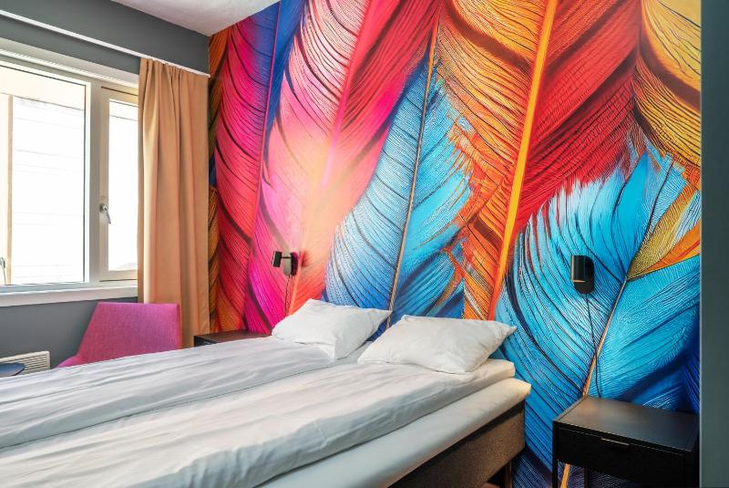 Double Room image 4