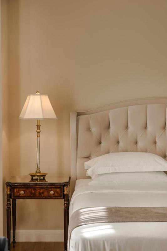 Noble Suites - image 14
