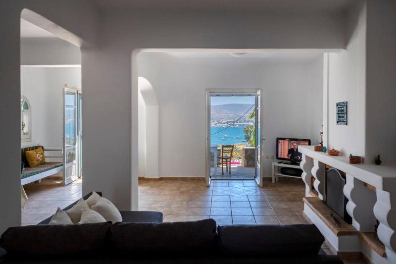 Parikia Cove Mansion - image 39
