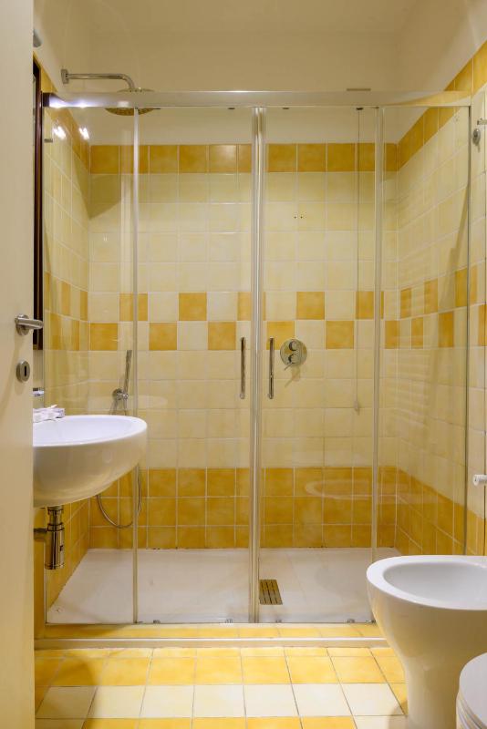 One-Bedroom Apartment with Patio image 4