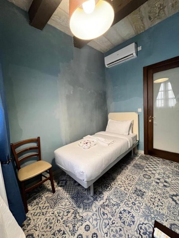 Family Room with Bathroom image 3