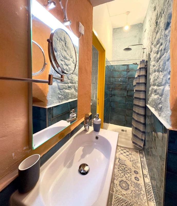 Superior Double Room image 3