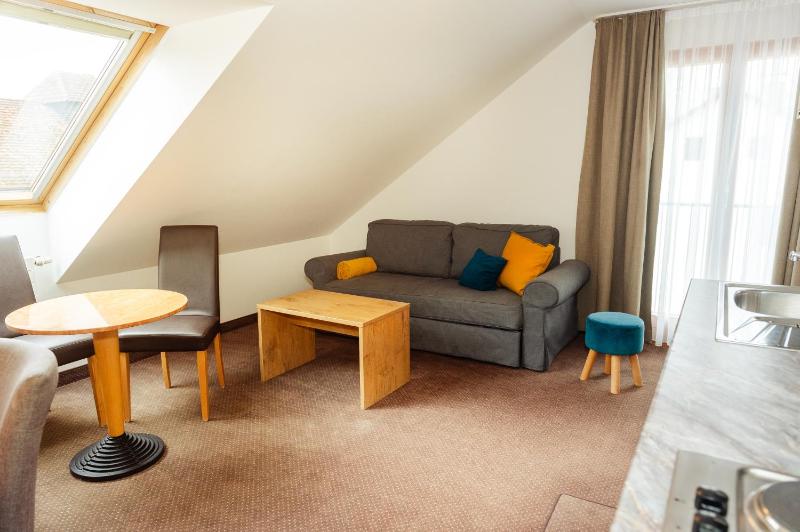 Apartment image 3