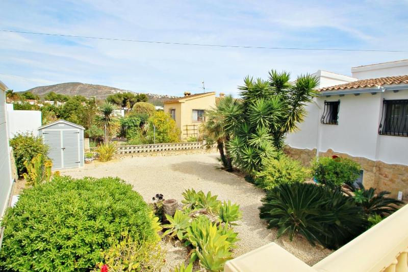 Golondrina - panoramic hillside holiday house in Moraira - image 30