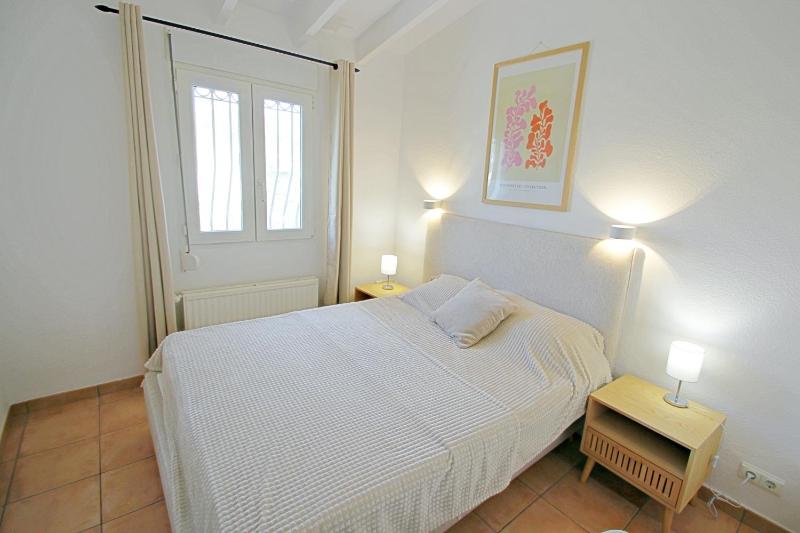 Golondrina - panoramic hillside holiday house in Moraira - image 27