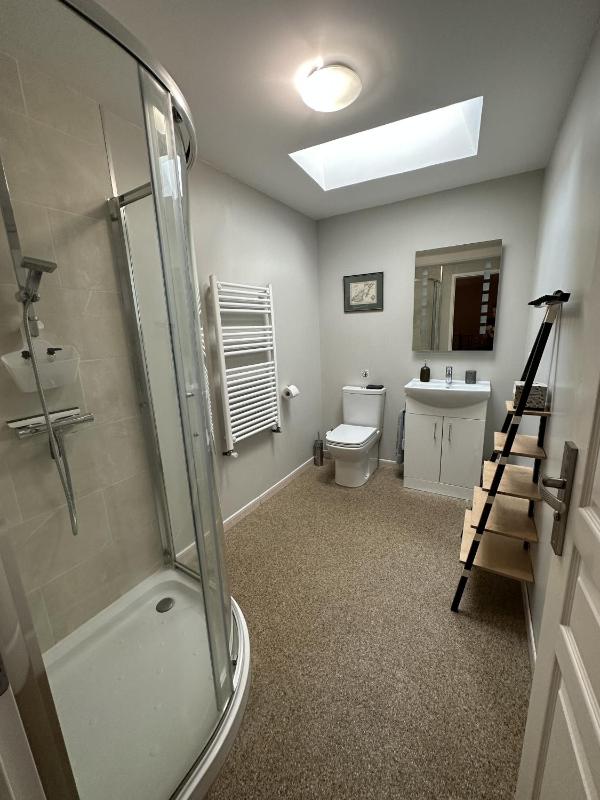 Standard Apartment image 3