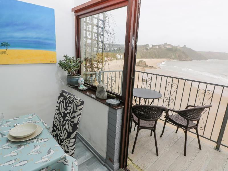 Apartment 4 - image 18