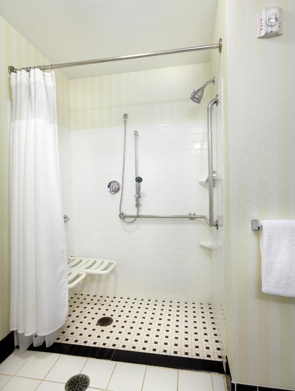 Fairfield Inn & Suites by Marriott Pittsburgh Neville Island - image 5
