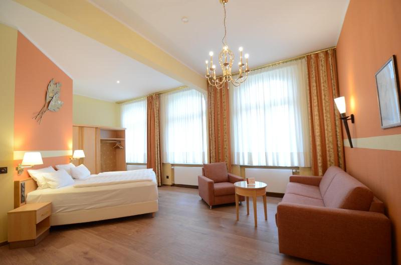 Junior Suite image 4