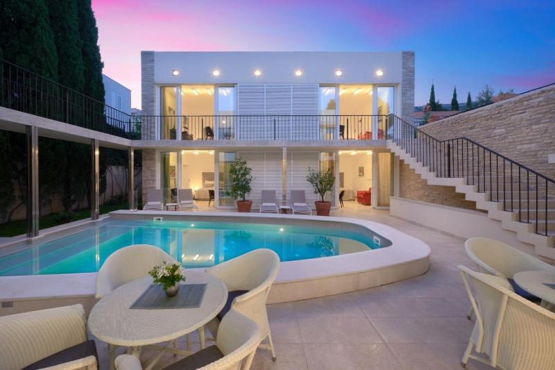 Luxury Beachfront Villa Castello Bol with private pool at the promenade Zlatni Rat at the beach in Bol - Brac - image 41