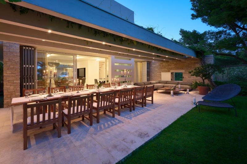 Luxury Beachfront Villa Castello Bol with private pool at the promenade Zlatni Rat at the beach in Bol - Brac - image 14