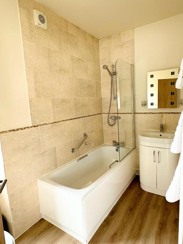 Executive Double or Twin Room image 1