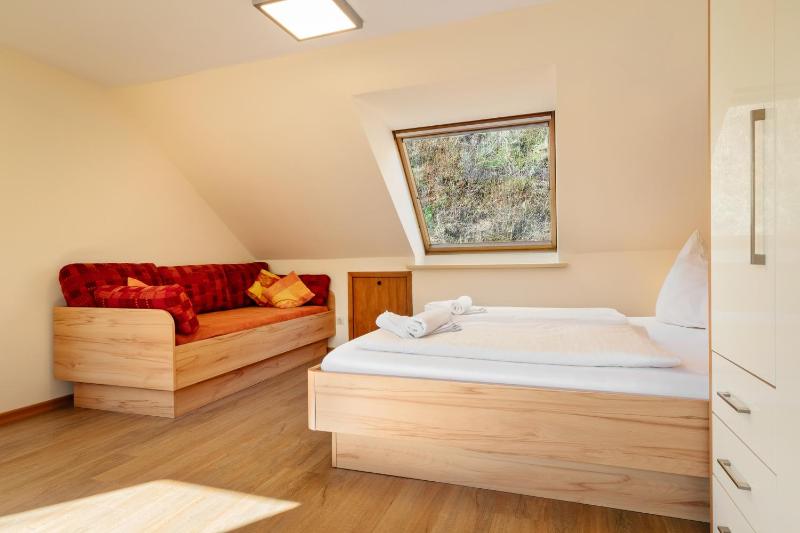 Studio Apartment image 4