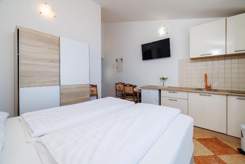Apartments Brana - image 15