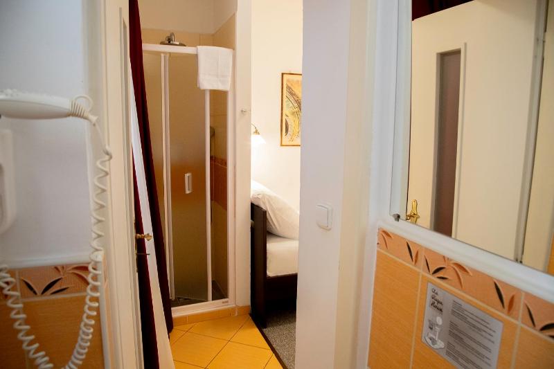 Single Room with Private Bathroom image 2