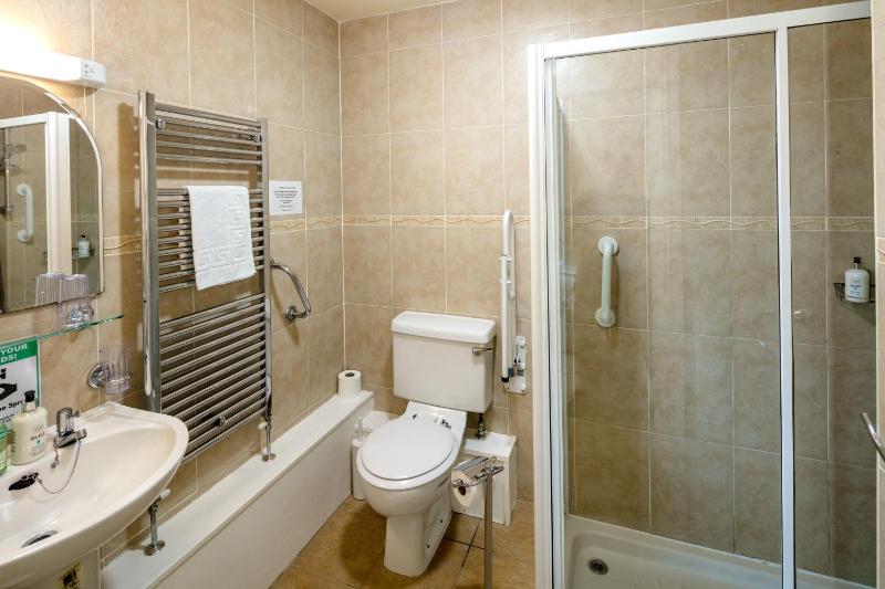 Double Room - Ground Floor image 3