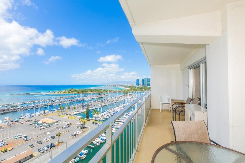 Two Bedroom Condo Overlooking Ala Wai Boat Harbor Unit 1744 - image 2