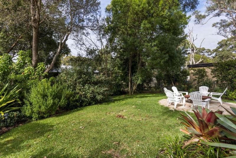 Coastal Oasis - Pet Friendly - 6 Mins Walk to Beach - image 32
