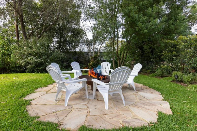 Coastal Oasis - Pet Friendly - 6 Mins Walk to Beach - image 31
