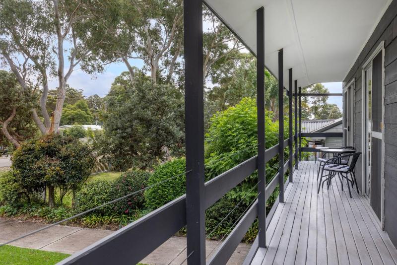 Coastal Oasis - Pet Friendly - 6 Mins Walk to Beach - image 22