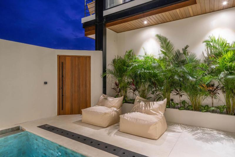 Villa Maverick - Brand New Classy 4BR Villa in Canggu - image 8