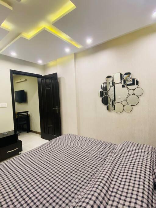 Bahria Town Lahore - NEXT INN Luxury Apartment to Admire your stay 102 - image 12