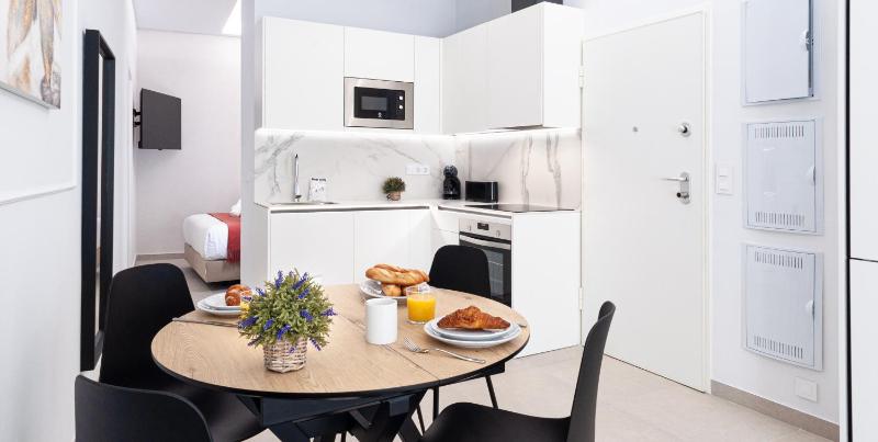 Myflats Luxury Cathedral - image 46