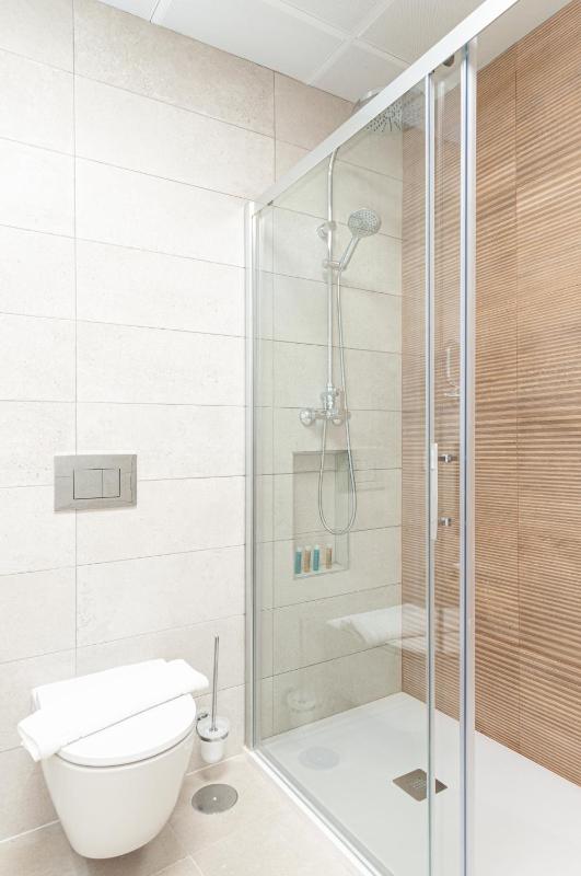 Myflats Luxury Cathedral - image 11