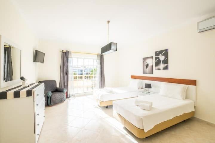 Casa Bella Vista - Fantastic spacious villa with beautiful views views of the Algarvian mountains Monchique - image 35